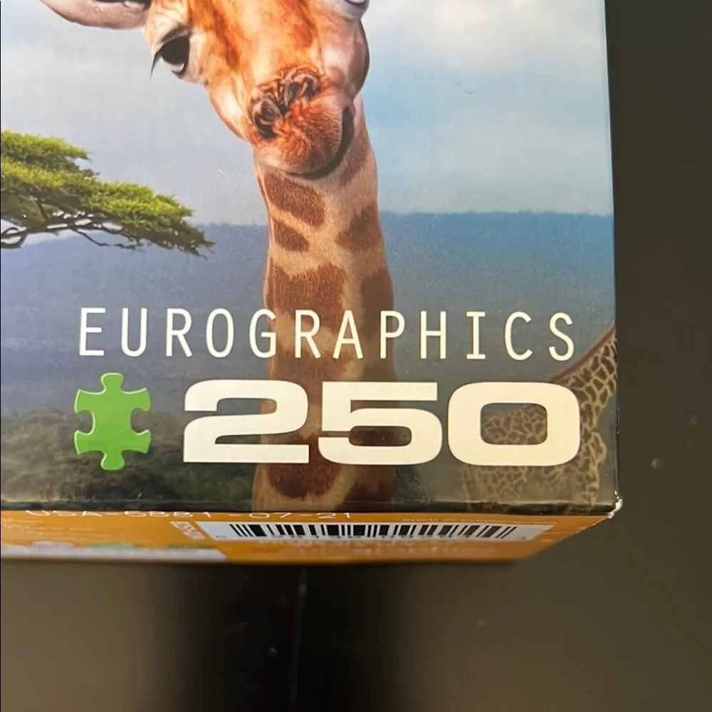 Eurographics Giraffe Puzzle - Picture 2 of 4